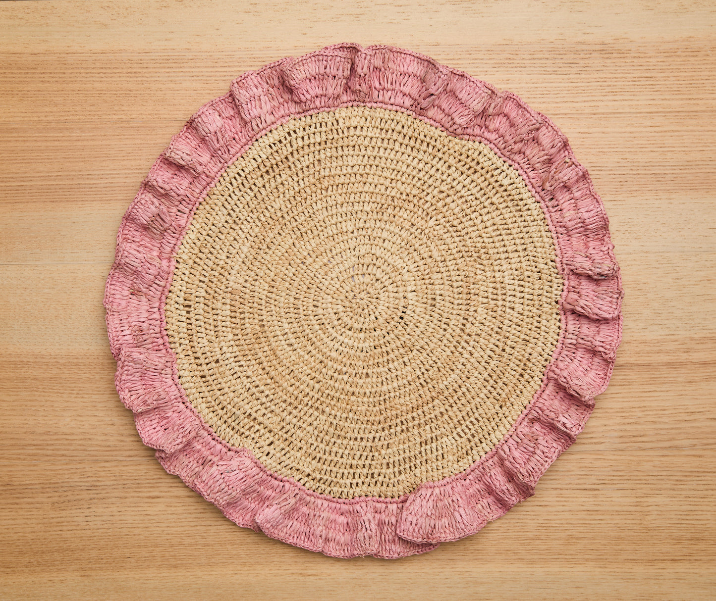 Handwoven Raffia Ruffle Placemat – Boho Chic Table Décor – Summer Table Accent