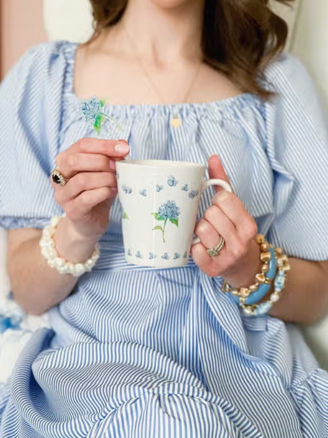 Blue Hydrangea Watercolor Latte Coffee Mug - Elegant Floral Design for Your Morning Coffee