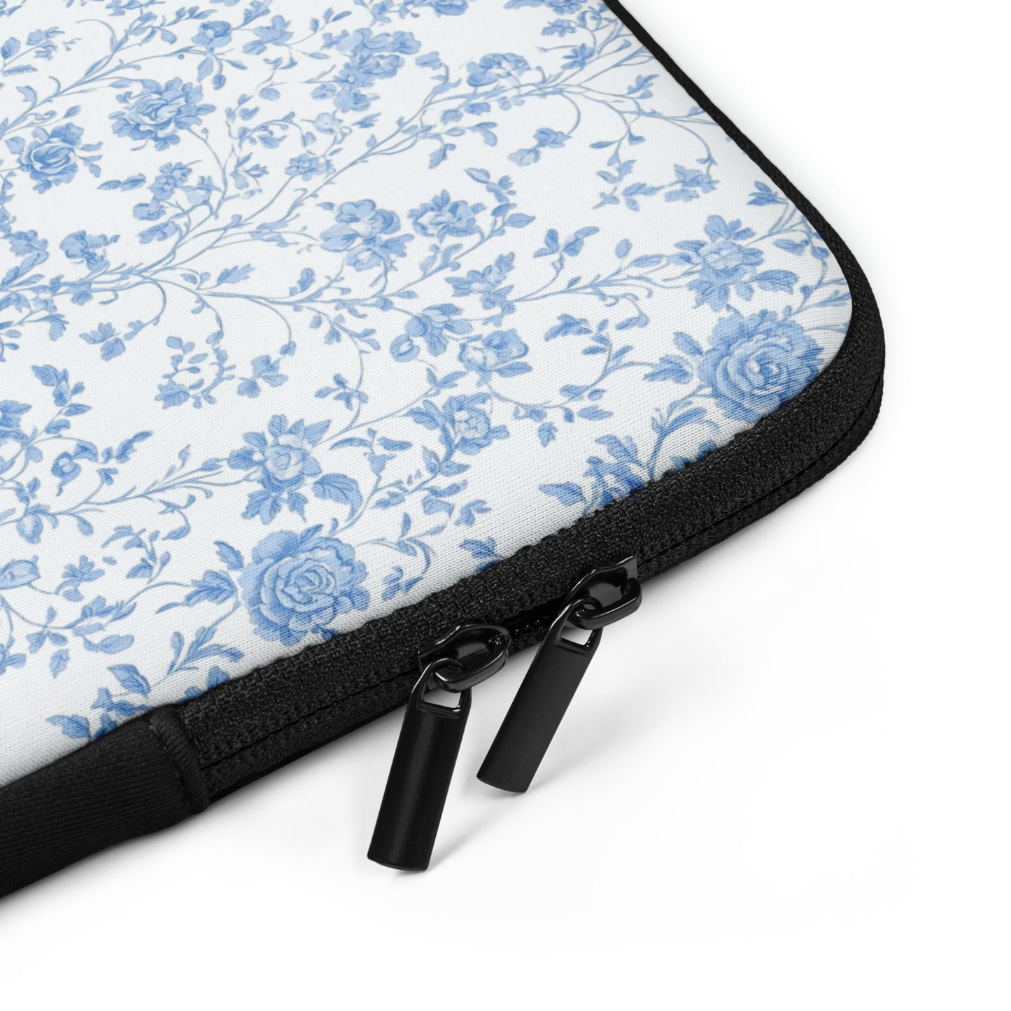 Heirloom Collection Blue Toile Laptop Sleeve