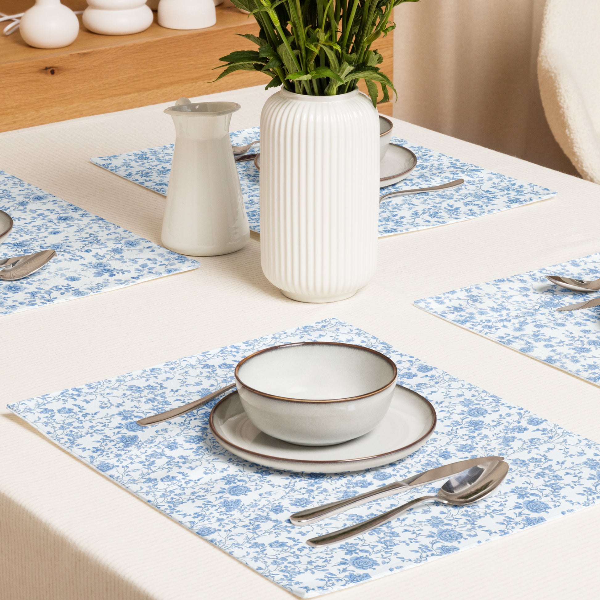 Heirloom Collection Blue Toile Cloth Placemat Set - Sorelle Gifts
