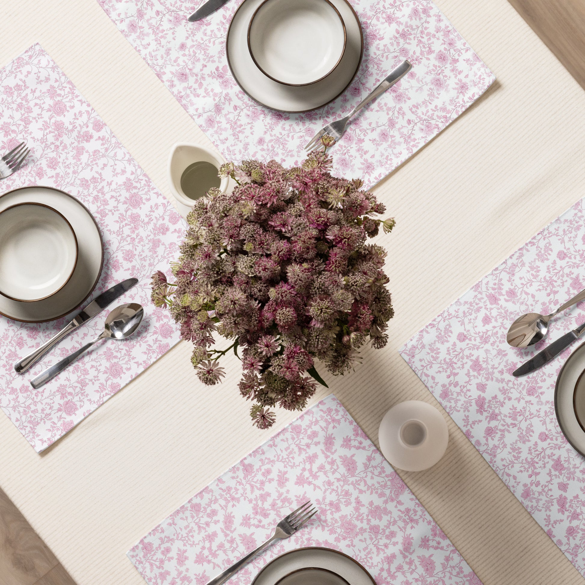 Heirloom Collection Pink Toile Cloth Placemat Set of 4 - Sorelle Gifts