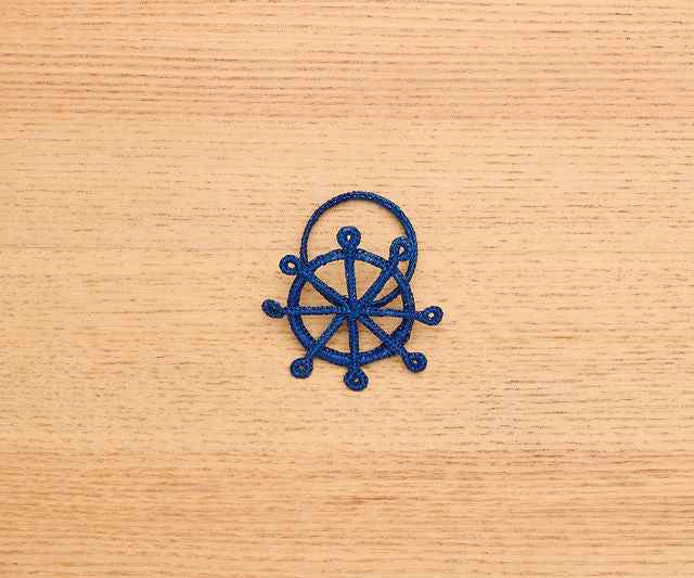 Coastal Ship Wheel Napkin Ring – 2.5” Handwoven Iraca Palm – Nautical Table Decor from Colombia