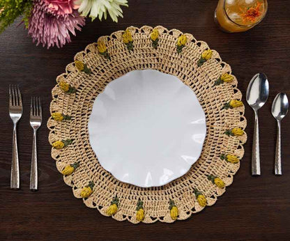 Handmade Tulip Placemat – Raffia Crochet Floral Table Mat – Spring & Easter Table Decor – Artisan Tableware – Boho Dining Accent