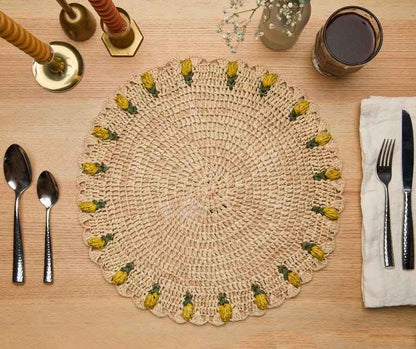 Handmade Tulip Placemat – Raffia Crochet Floral Table Mat – Spring & Easter Table Decor – Artisan Tableware – Boho Dining Accent