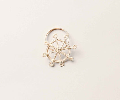 Coastal Ship Wheel Napkin Ring – 2.5” Handwoven Iraca Palm – Nautical Table Decor from Colombia