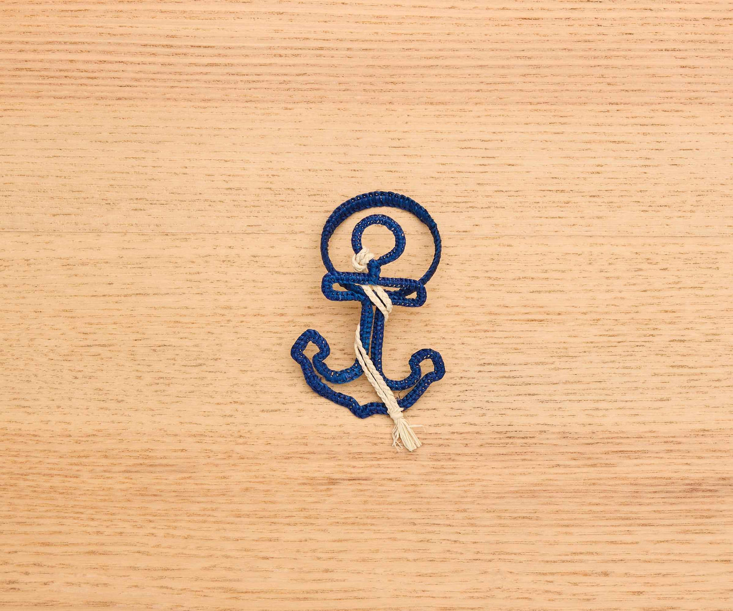 Nautical Anchor Napkin Rings – Coastal Table Decor, Handmade Raffia Napkin Holders, Set of 4 Blue and White Anchor Rings, Ocean Party Decor