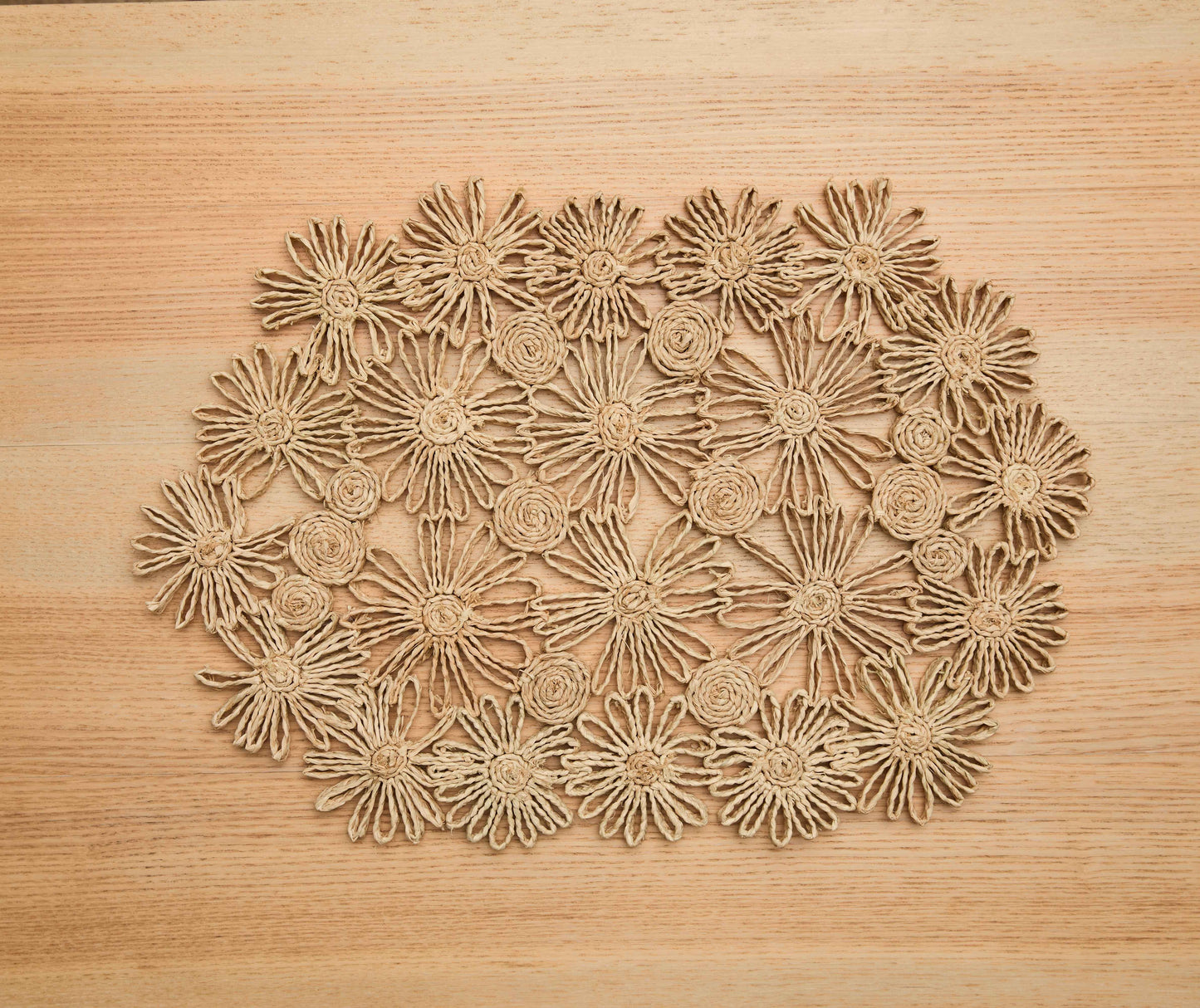Fleur Raffia Placemat, Natural Color Flowers Woven Tabletop