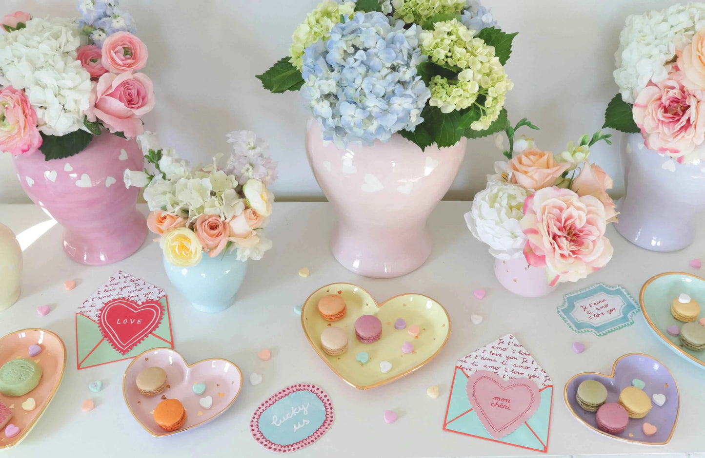 "Love is in the Air" Ginger Jars in Light Lavender
