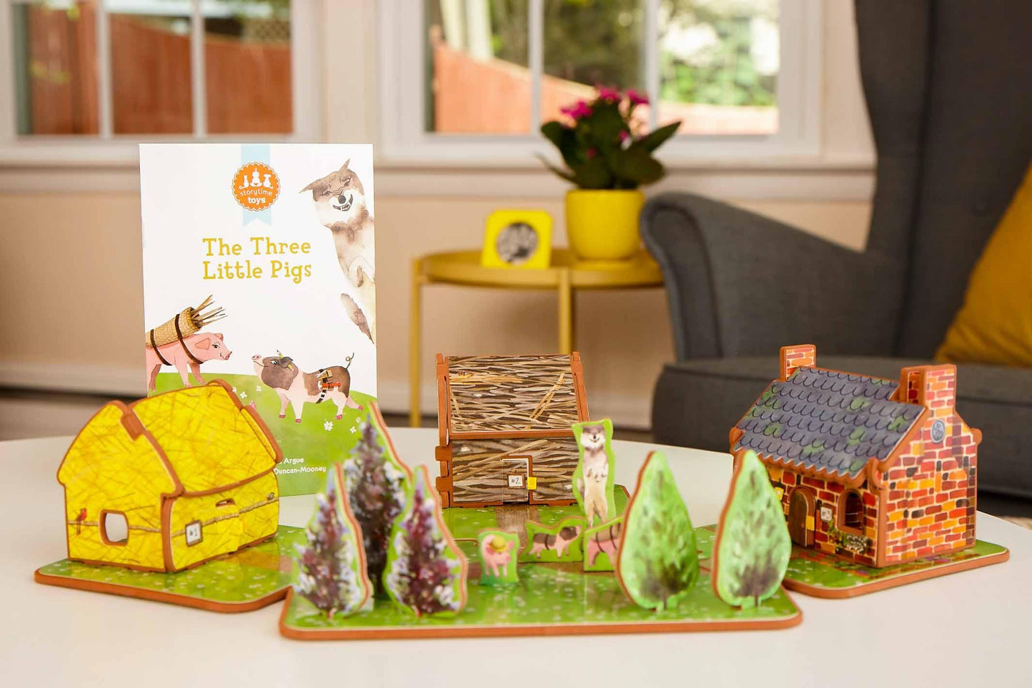 The Three Little Pigs Book and Play Set - Sorelle Gifts